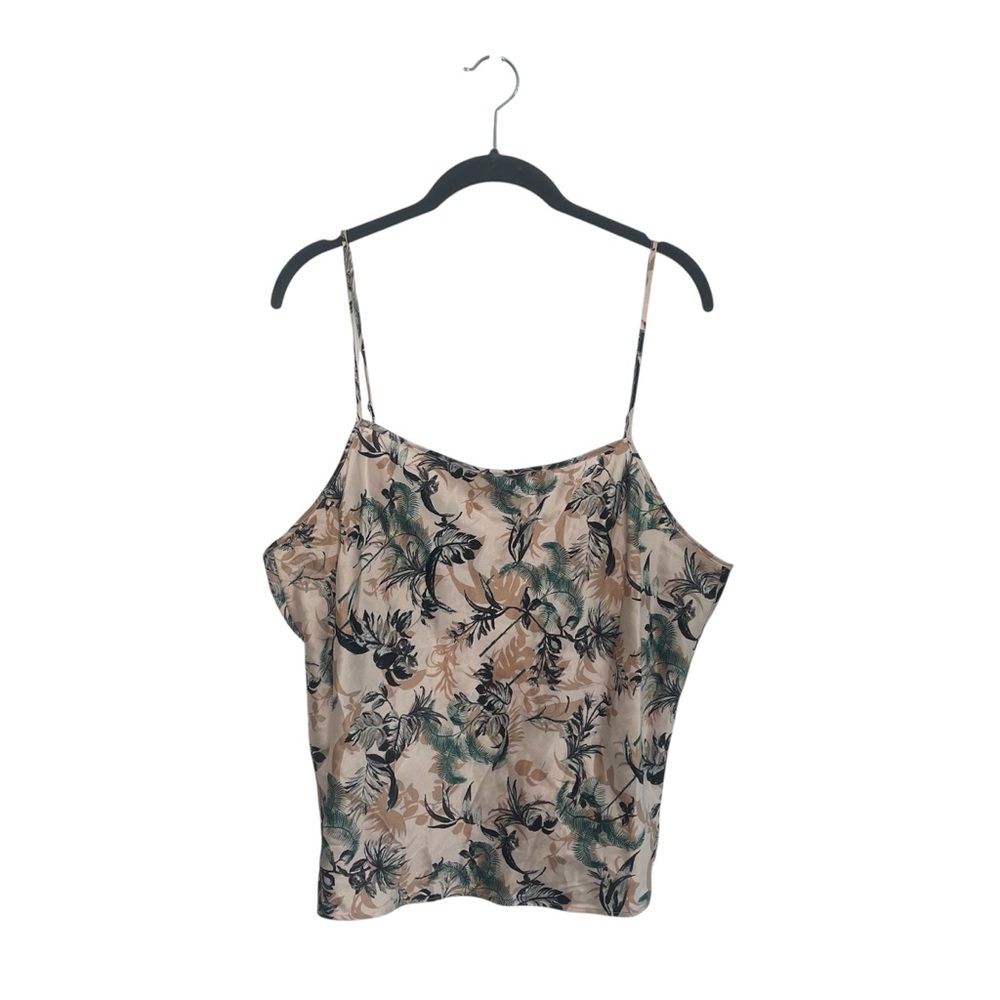 Victoria’s Secret Pink Tropical Pink Camo Size XL